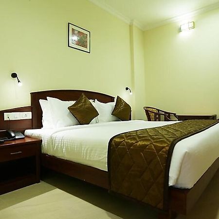 Hotel White City North Paravur 外观 照片
