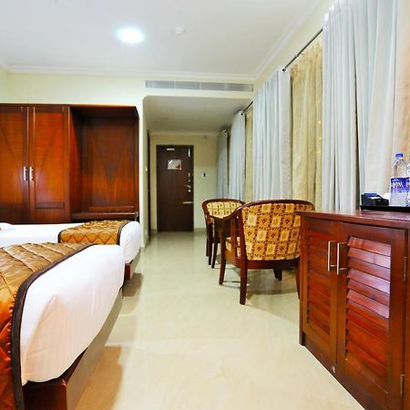 Hotel White City North Paravur 外观 照片