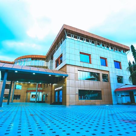 Hotel White City North Paravur 外观 照片