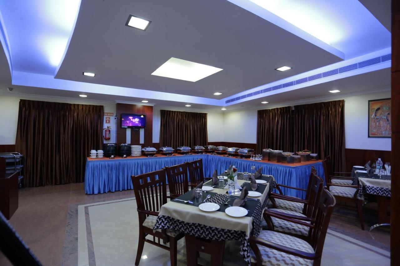 Hotel White City North Paravur 外观 照片