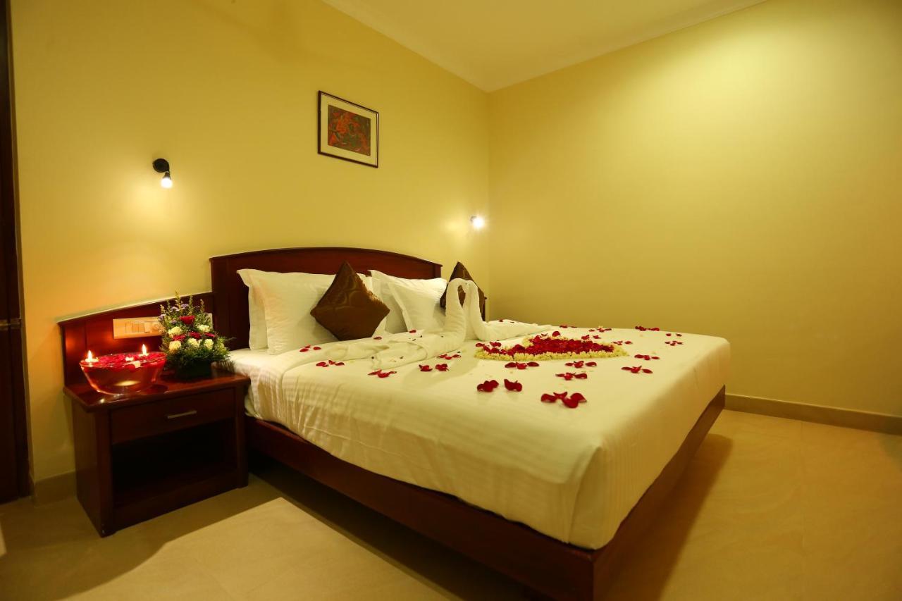 Hotel White City North Paravur 外观 照片