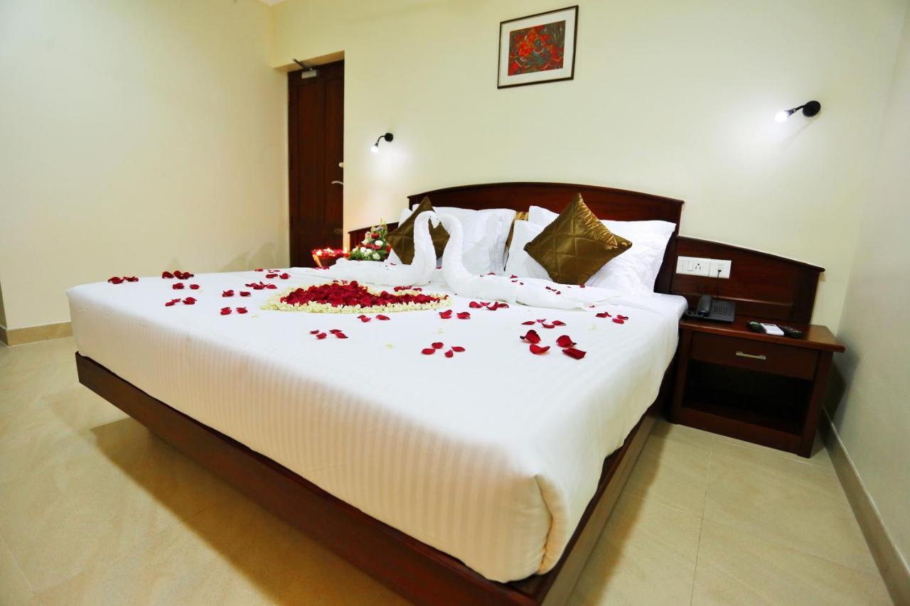 Hotel White City North Paravur 外观 照片